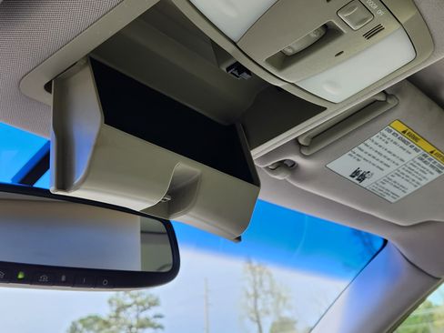 Used 2009 INFINITI G37 Journey w/ Premium Pkg image 29