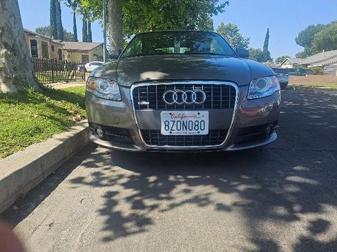 Used 2009 Audi A4 2.0T FWD image 2