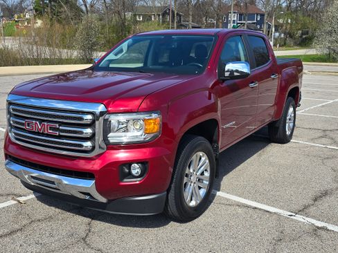Used 2017 GMC Canyon SLT w/ Trailering Package image 1