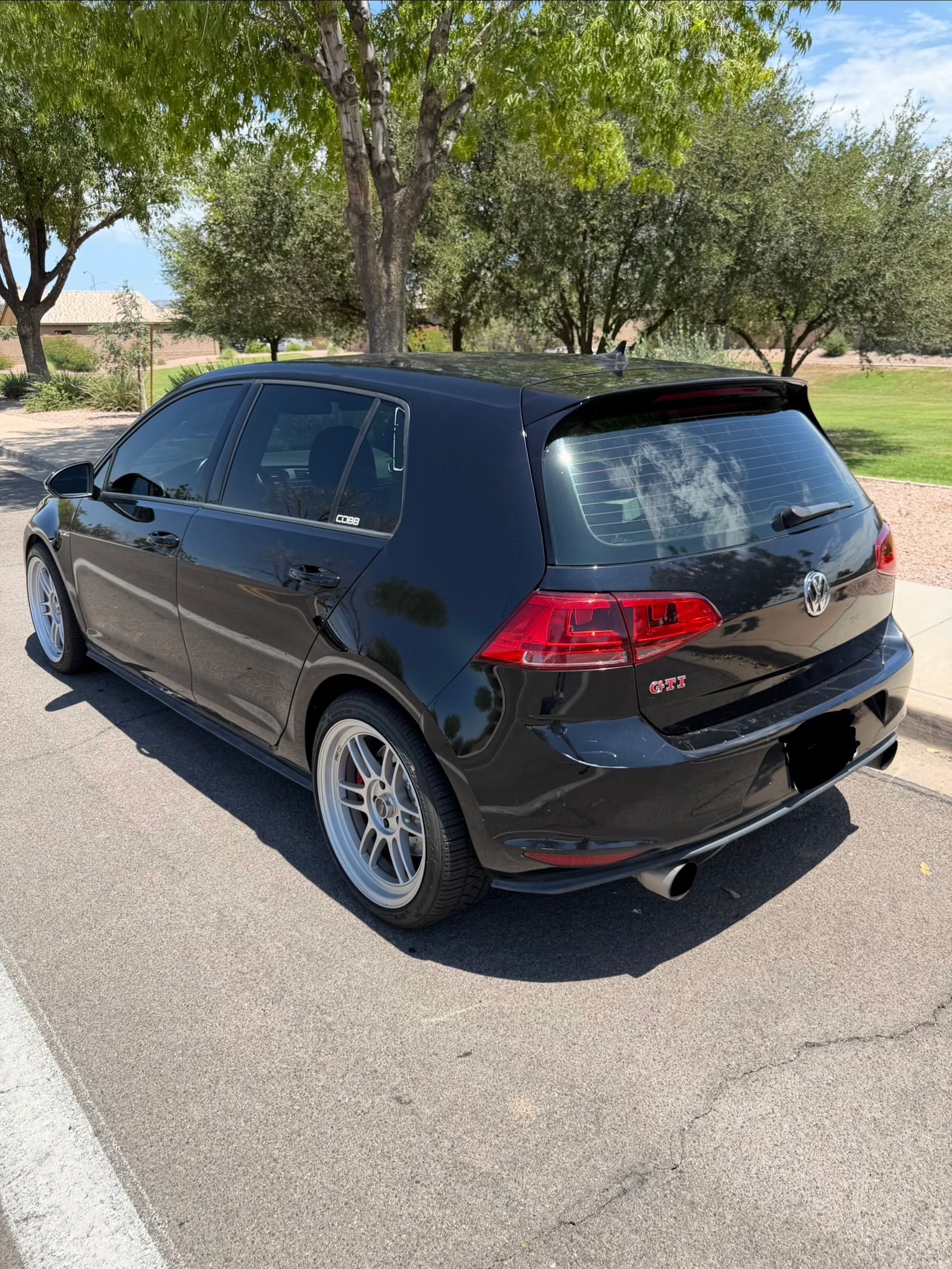 Used 2017 Volkswagen GTI S FWD image 2