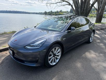 Used 2020 Tesla Model 3 Standard Range Plus