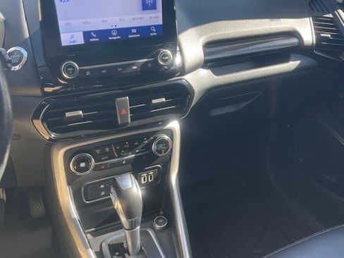 Used 2021 Ford EcoSport Titanium image 11