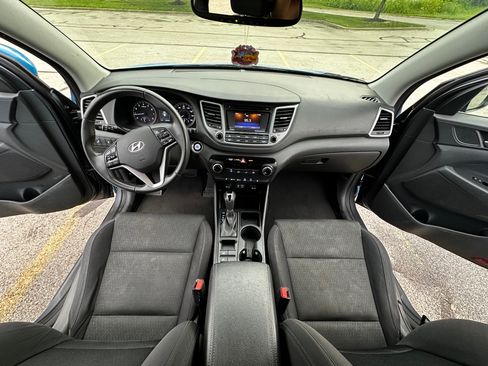 Used 2016 Hyundai Tucson Sport FWD image 11