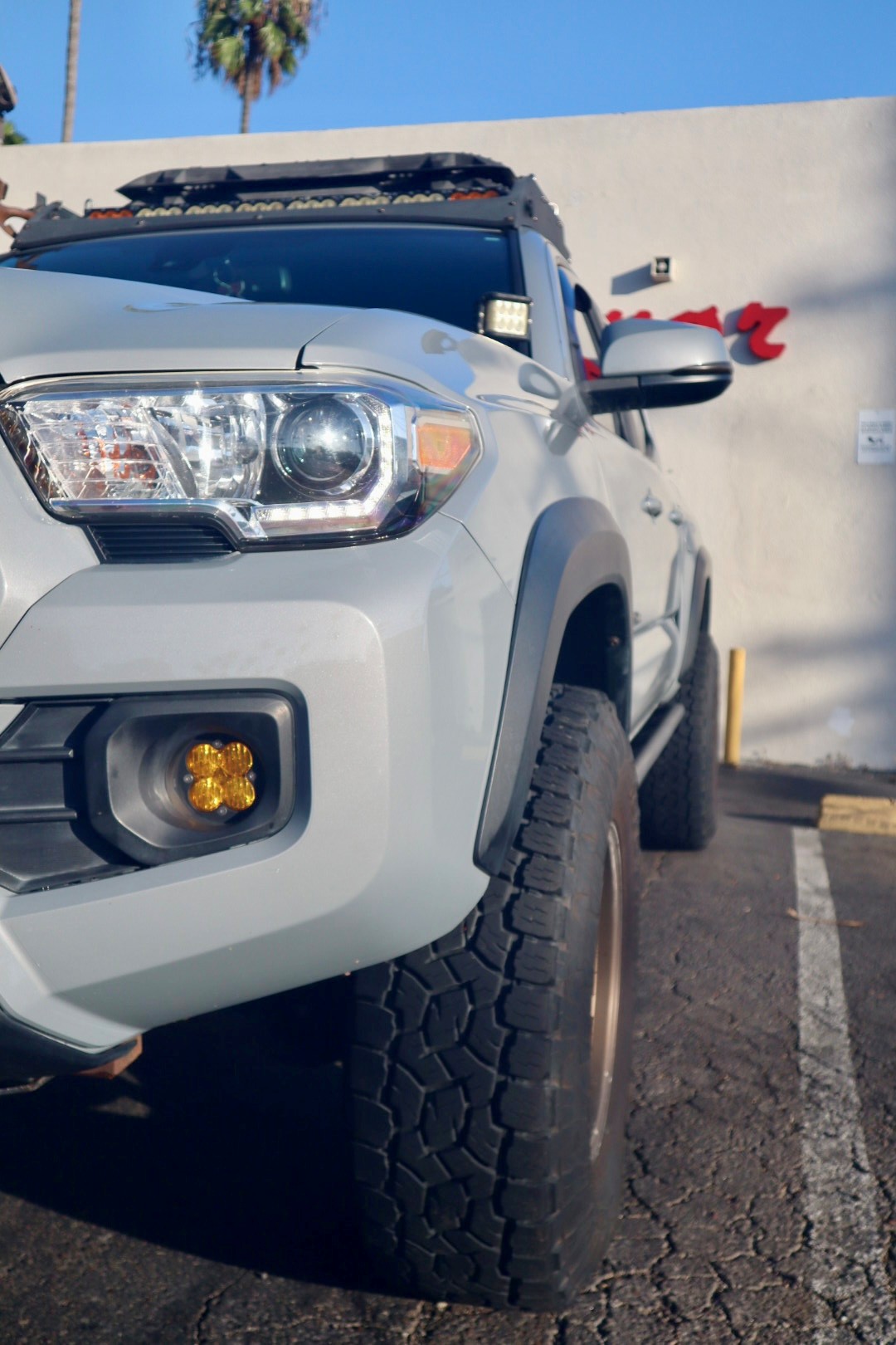 Used 2020 Toyota Tacoma TRD Off-Road w/ Technology Package AWD/4WD image 6