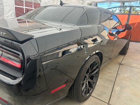 Used 2016 Dodge Challenger SRT Hellcat image 15