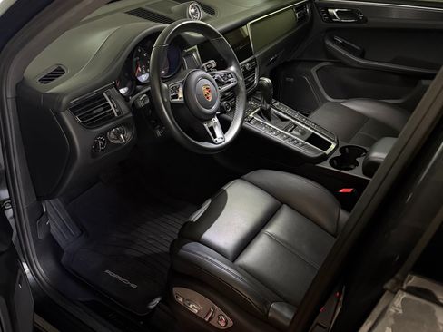 Used 2021 Porsche Macan GTS image 3