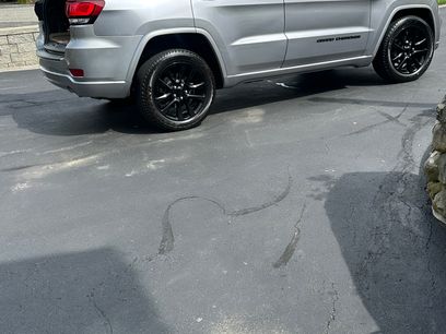 Used 2019 Jeep Grand Cherokee Altitude