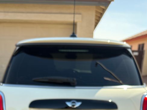 Used 2015 MINI Cooper S FWD image 10