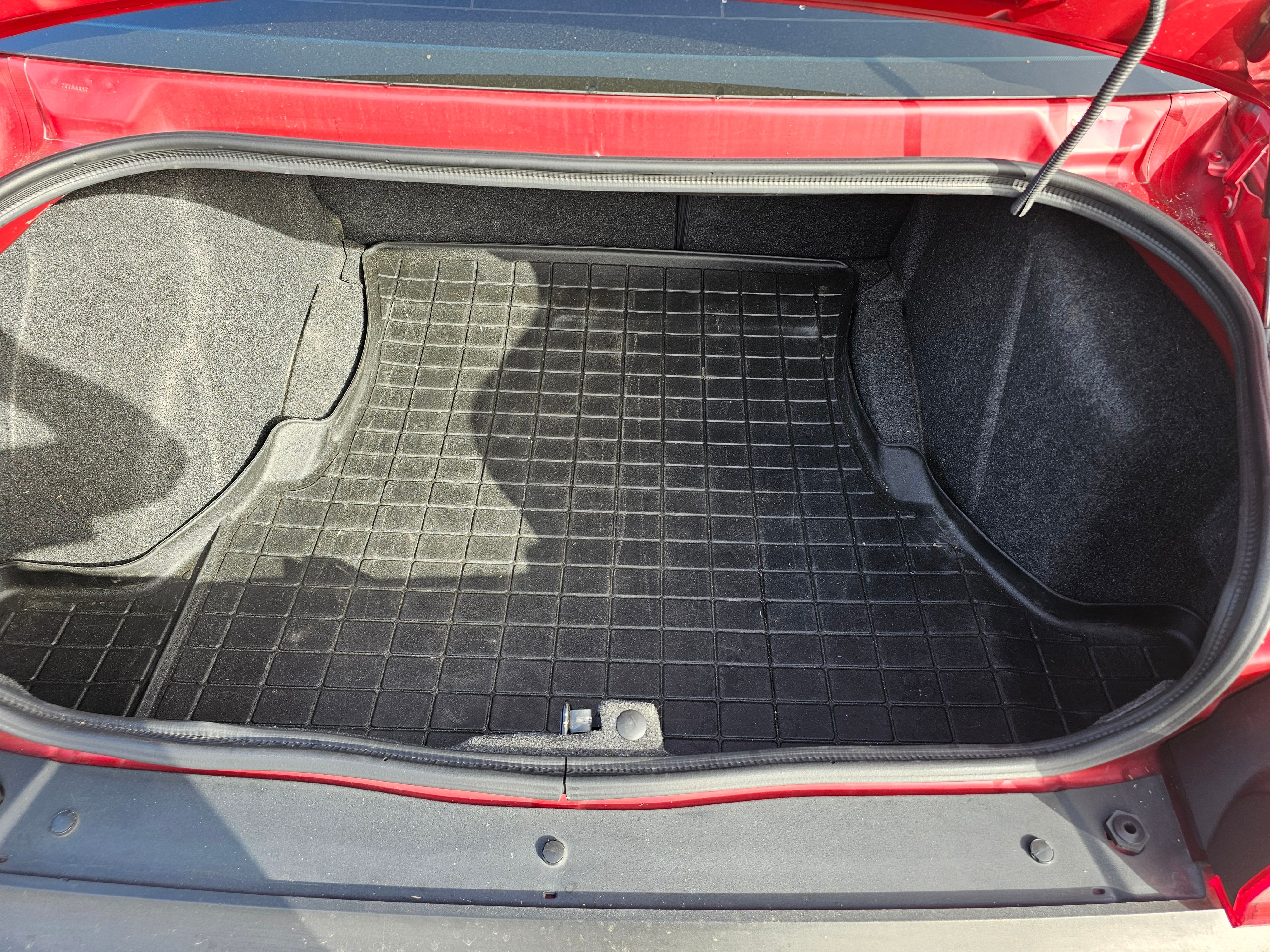 Used 2009 Dodge Challenger R/T RWD image 11