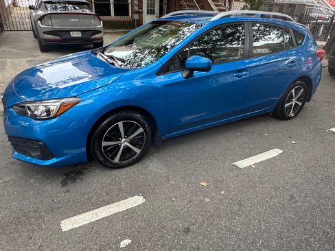 Used 2020 Subaru Impreza 2.0i Premium image 10