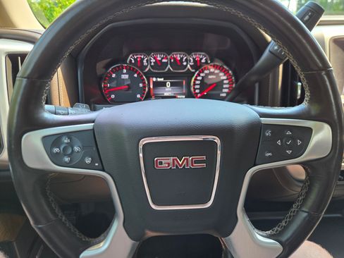 Used 2015 GMC Sierra 1500 SLT w/ SLT Crew Cab Value Package image 20