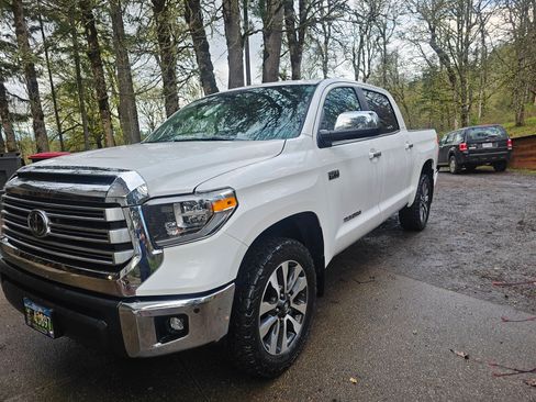 Used 2020 Toyota Tundra Limited w/ Limited Premium Package image 2