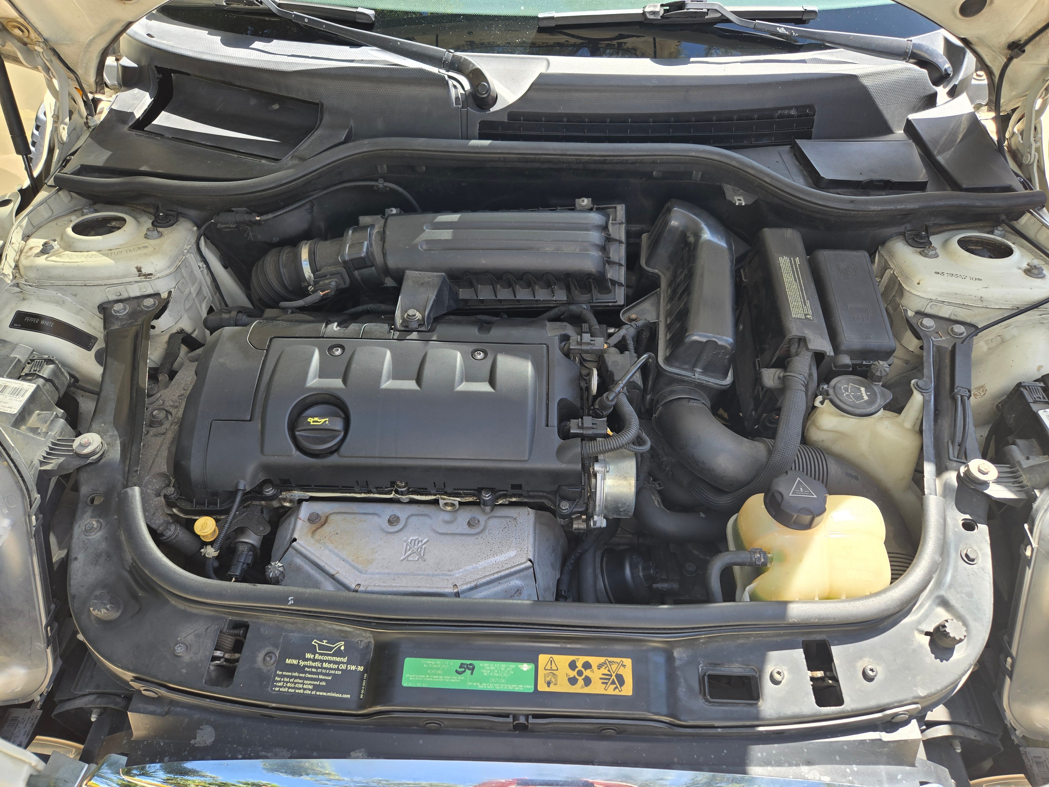 Used 2009 MINI Cooper Hardtop FWD image 4