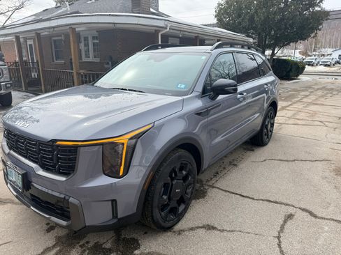 Used 2024 Kia Sorento X-Line EX image 5