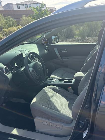 Used 2013 Nissan Rogue SV w/ Premium Pkg AWD/4WD image 13