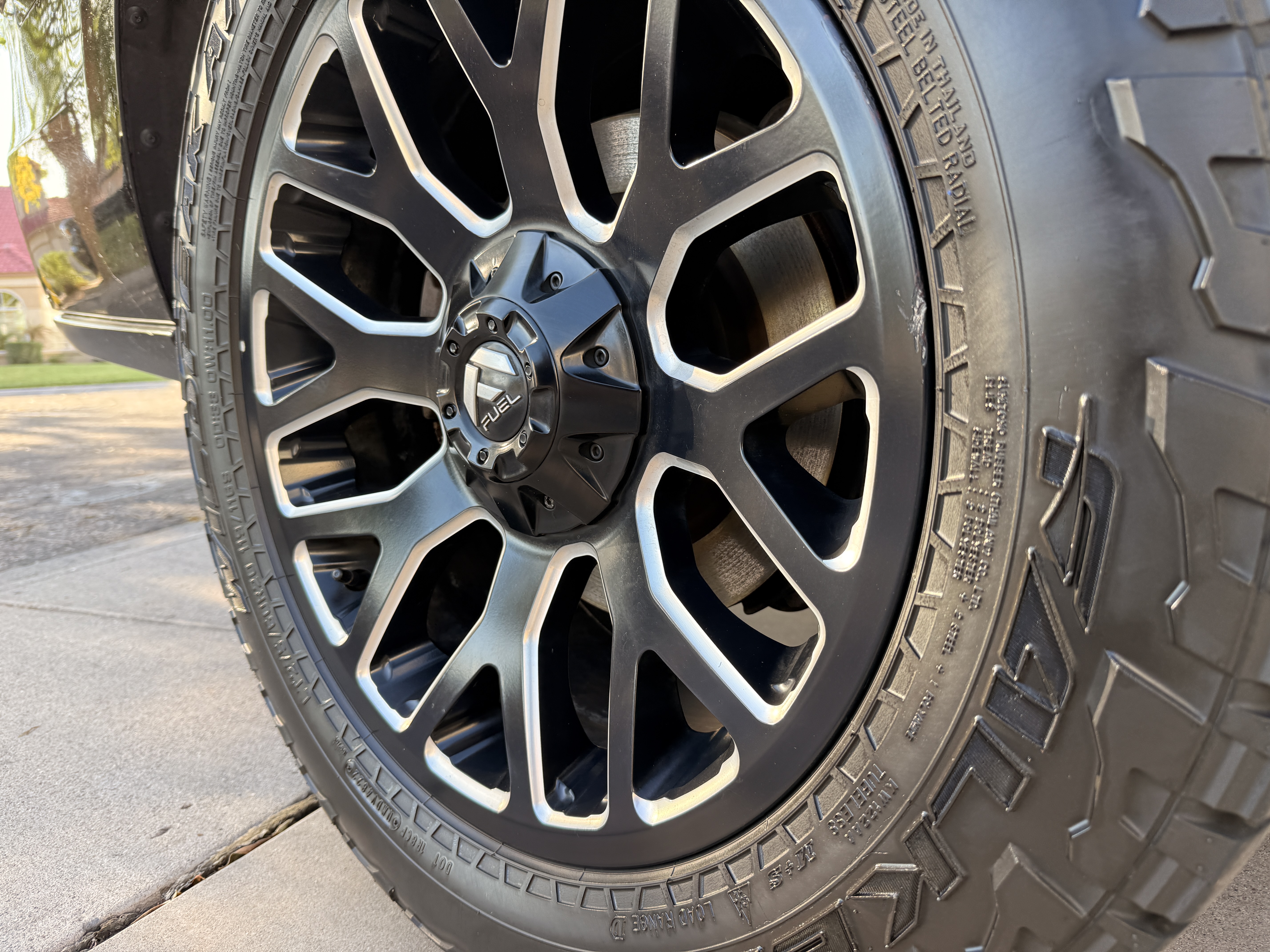 Used 2018 Ford Expedition Limited w/ Equipment Group 301A AWD/4WD image 18