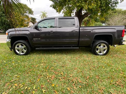 Used 2016 GMC Sierra 2500 SLE w/ SLE Convenience Package image 4