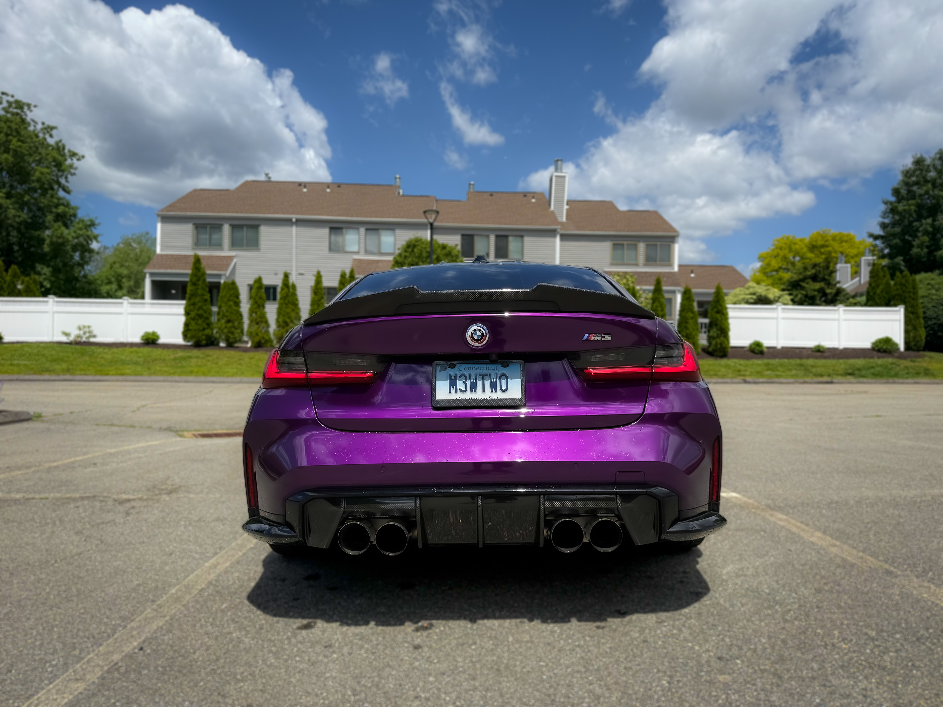Used 2023 BMW M3 w/ M Carbon Exterior Package RWD image 12