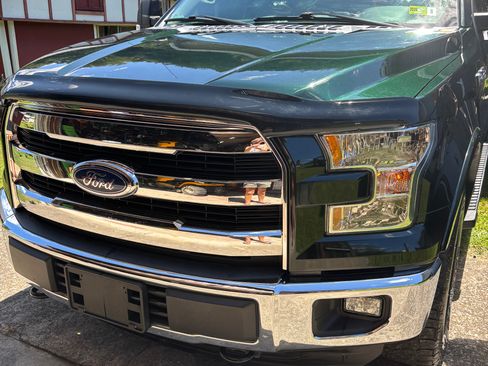 Used 2015 Ford F150 Lariat w/ Equipment Group 501A Mid image 11