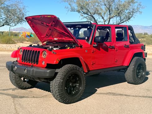 Used 2016 Jeep Wrangler Unlimited Sport image 4
