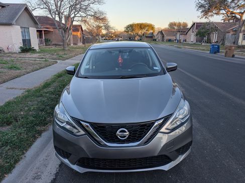 Used 2017 Nissan Sentra S image 2