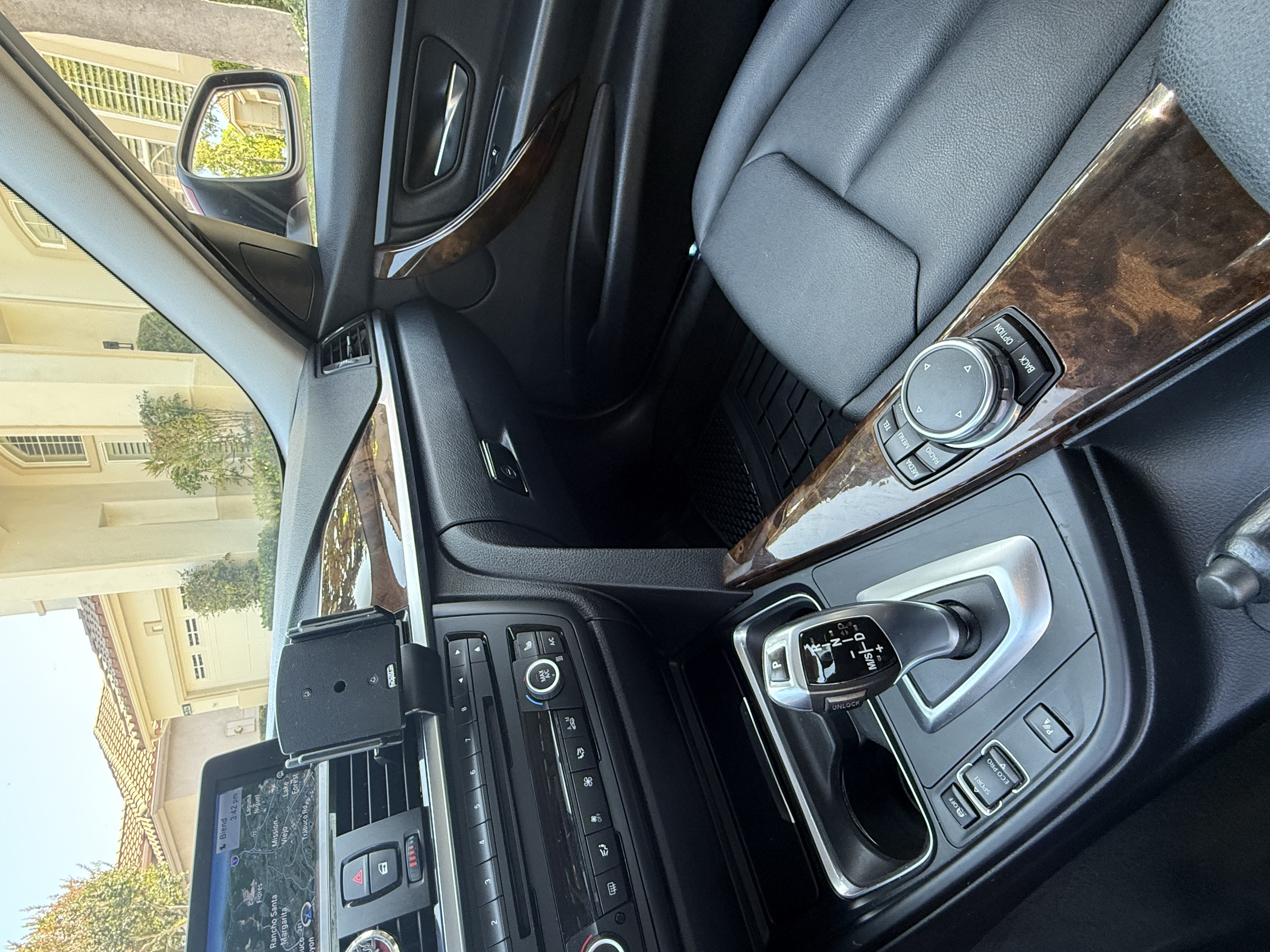 Used 2015 BMW 328i Sedan RWD image 29