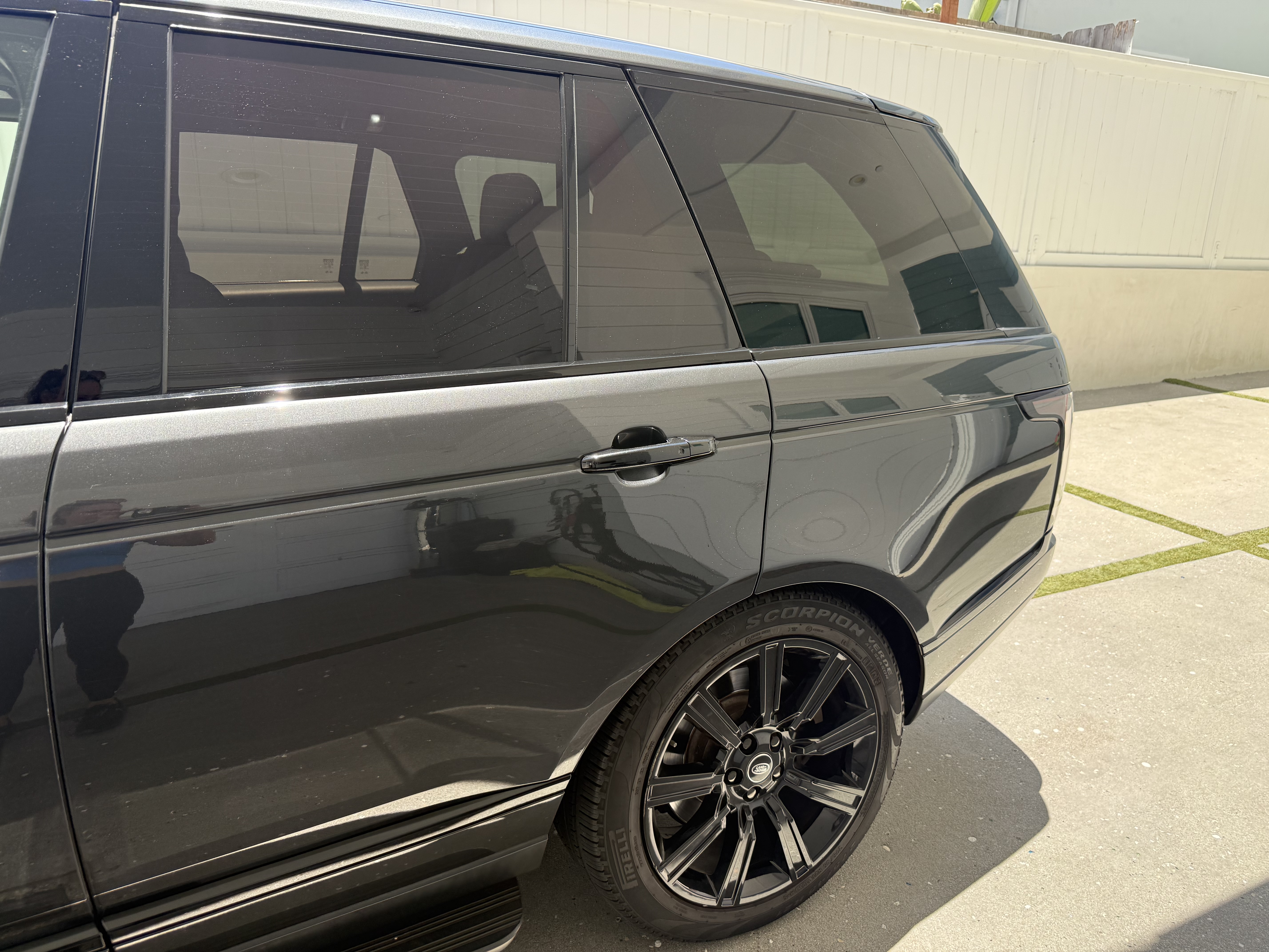 Used 2017 Land Rover Range Rover Supercharged AWD/4WD image 5