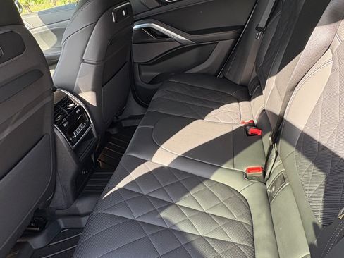 Used 2025 BMW X6 M60i w/ Executive Package image 8