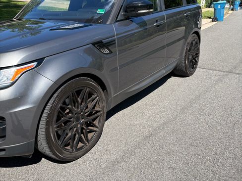 Used 2016 Land Rover Range Rover Sport Supercharged AWD/4WD image 1