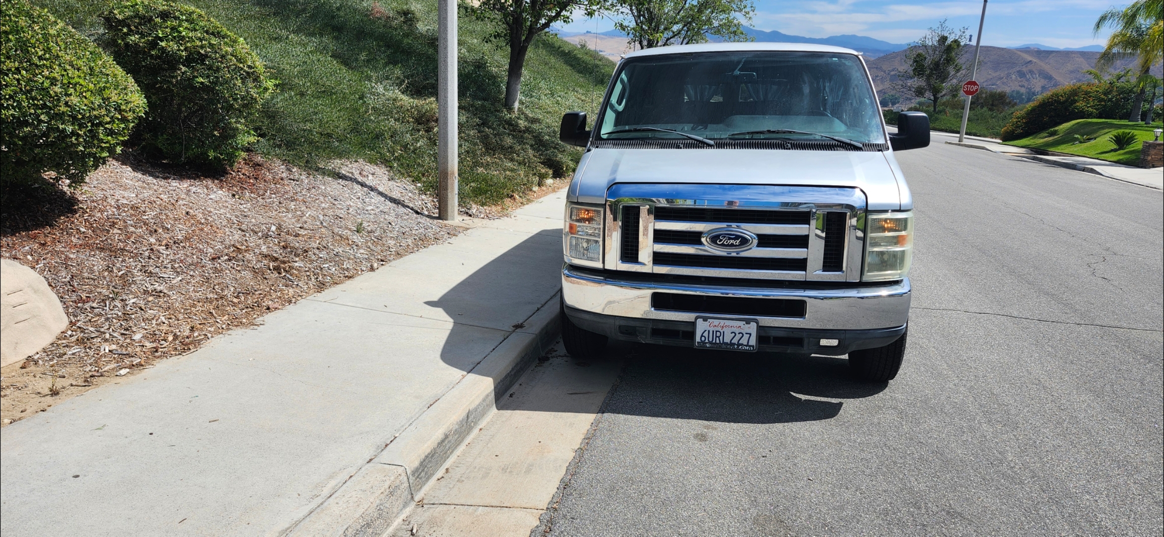 Used 2012 Ford E-350 and Econoline 350 XLT RWD image 4