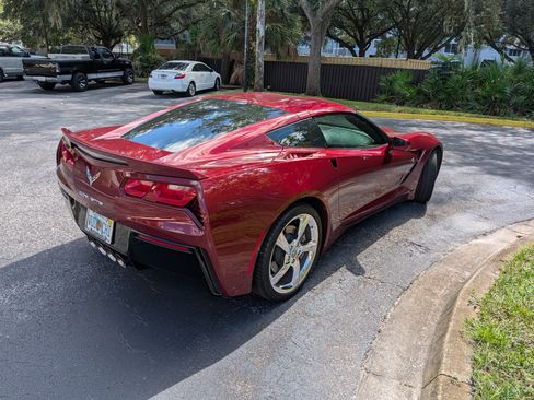 Used 2019 Chevrolet Corvette Stingray Coupe w/ 1LT image 10