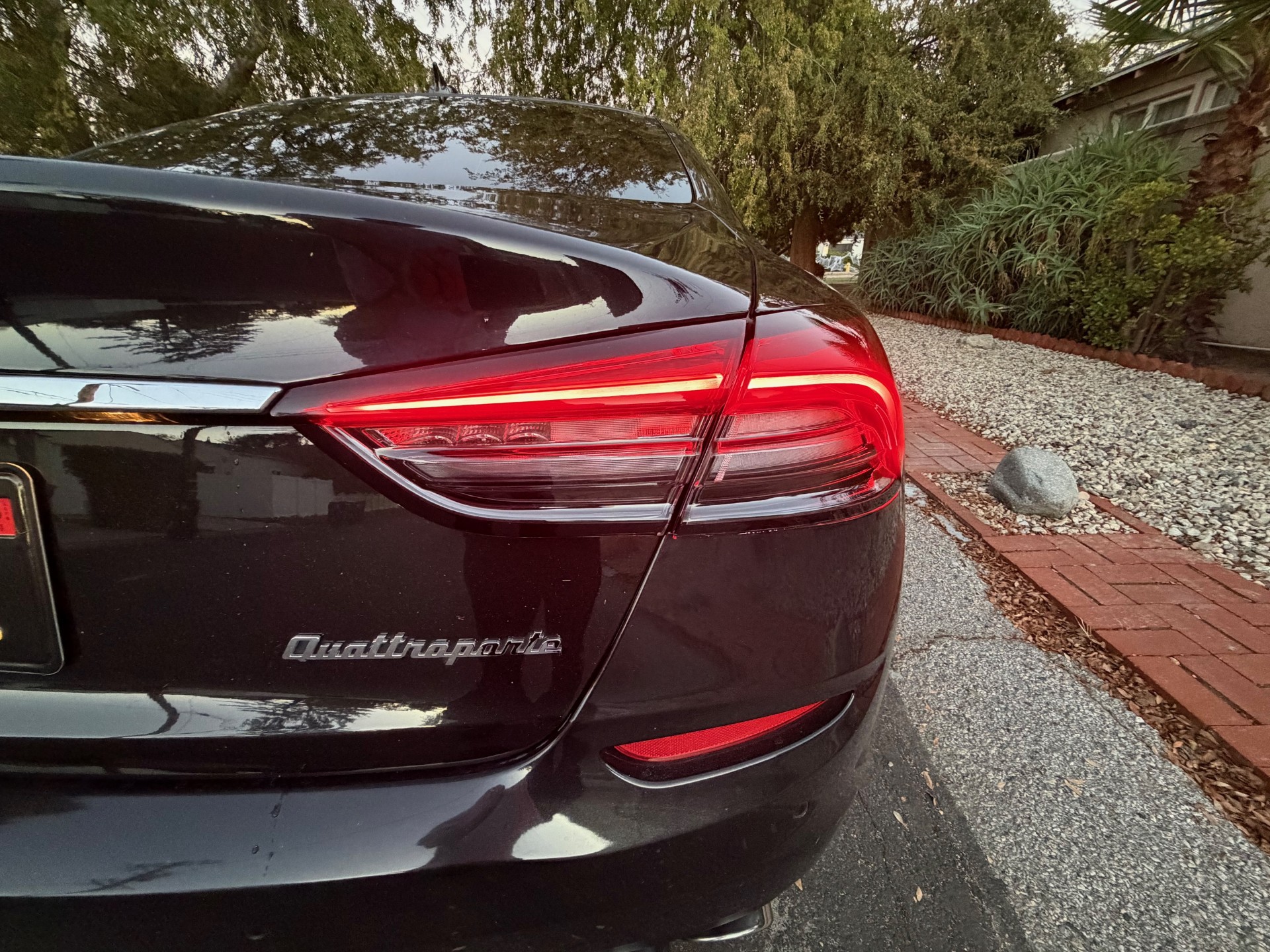Used 2016 Maserati Quattroporte S RWD image 9