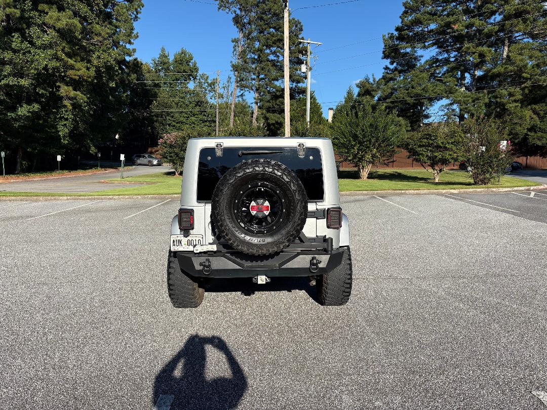 Used 2012 Jeep Wrangler Unlimited Sahara AWD/4WD image 29