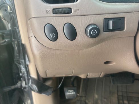 Used 2001 Toyota Tundra SR5 image 12