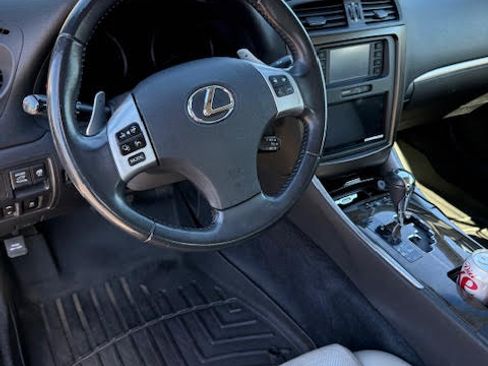 Used 2012 Lexus IS 250C image 4
