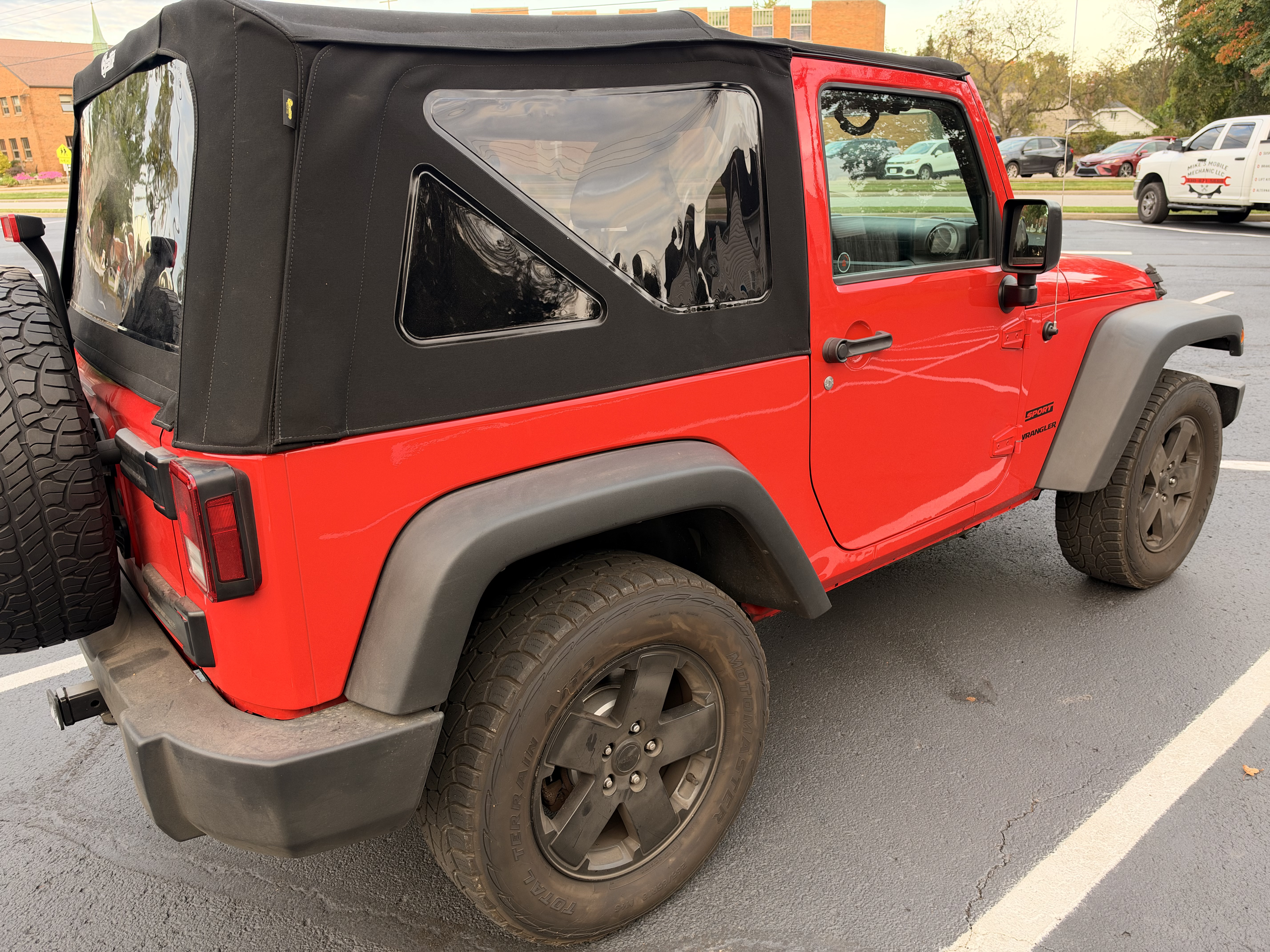 Used 2017 Jeep Wrangler Sport AWD/4WD image 12
