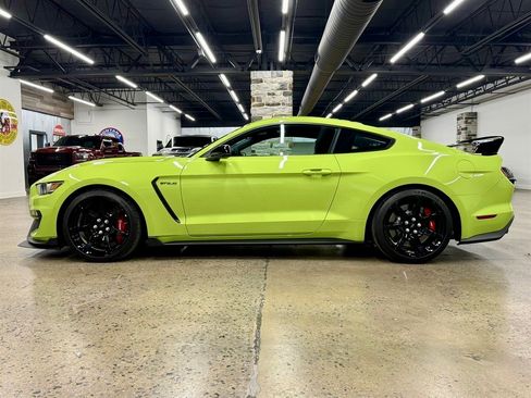 Used 2020 Ford Mustang Shelby GT350R w/ GT350R Equipment Group 920A image 4