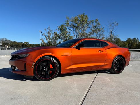 Used 2022 Chevrolet Camaro LT w/ RS Package image 4