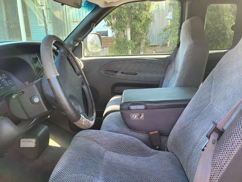 Used 1999 Dodge Ram 1500 Truck 2WD Quad Cab image 6