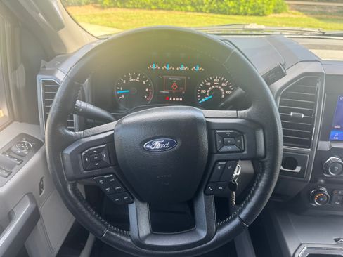Used 2020 Ford F150 XLT w/ Equipment Group 302A Luxury RWD image 9