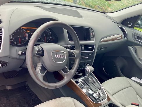 Used 2016 Audi Q5 2.0T Premium Plus w/ Technology Package image 10