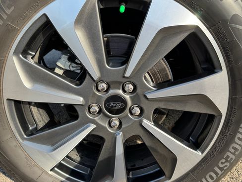 Used 2024 Ford Escape Platinum w/ Premium Technology Package image 31