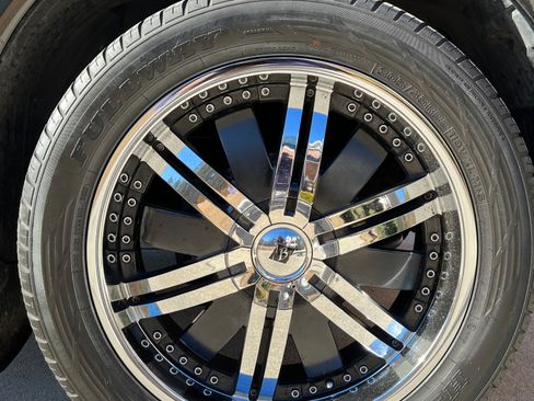 Used 2004 Nissan Titan XE image 18