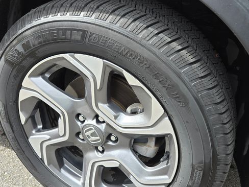 Used 2017 Honda CR-V EX image 11