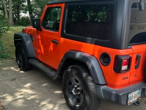 Used 2018 Jeep Wrangler Sport AWD/4WD image 4