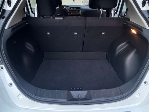 Used 2019 Nissan Leaf SV w/ SV Technology Package image 26