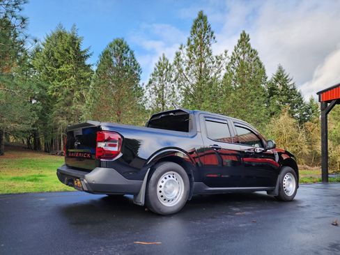 Used 2025 Ford Maverick XL w/ 4K Tow Package image 5