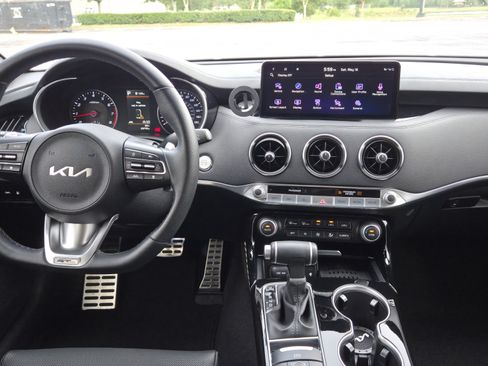 Used 2023 Kia Stinger GT-Line RWD image 14