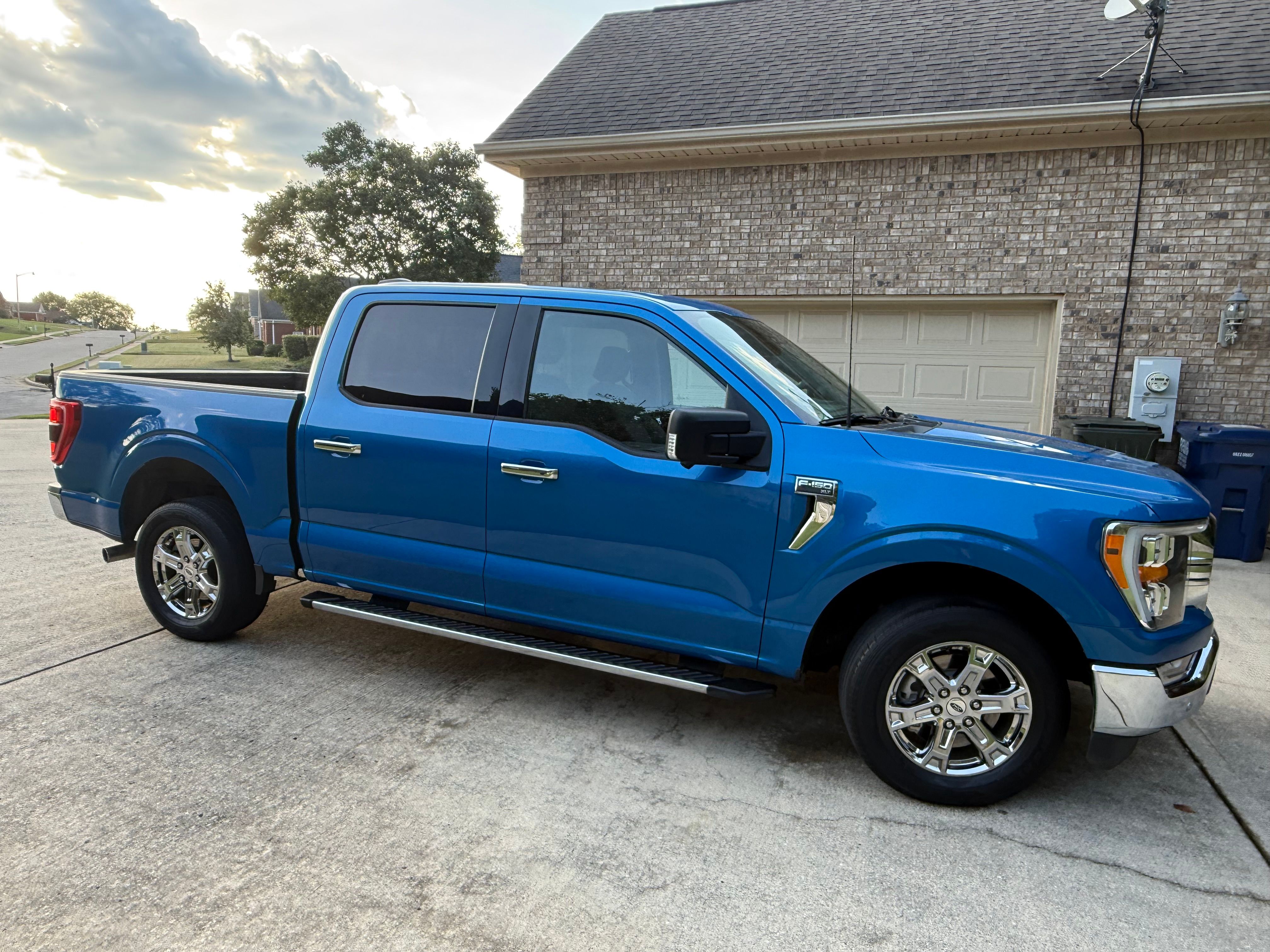 Used 2021 Ford F150 XLT w/ Equipment Group 302A High RWD image 11