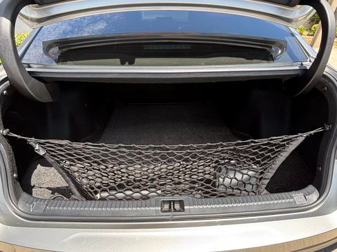 Used 2021 Lexus IS 350 F Sport RWD image 9